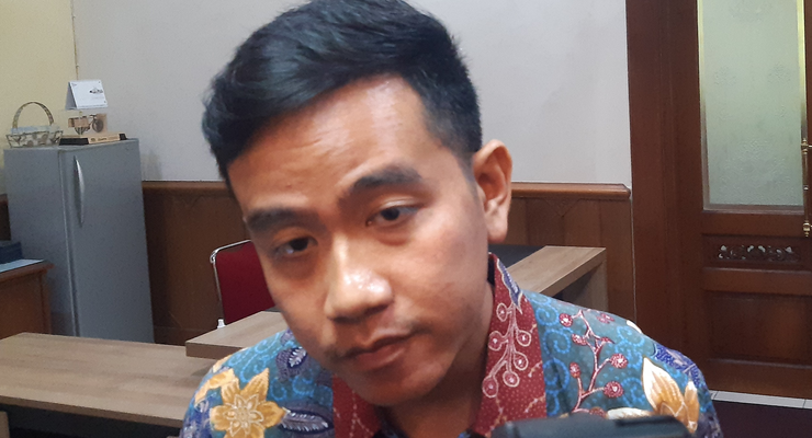 Masyarakat Dinilai Penasaran Gaya Komunikasi Gibran di Debat Cawapres