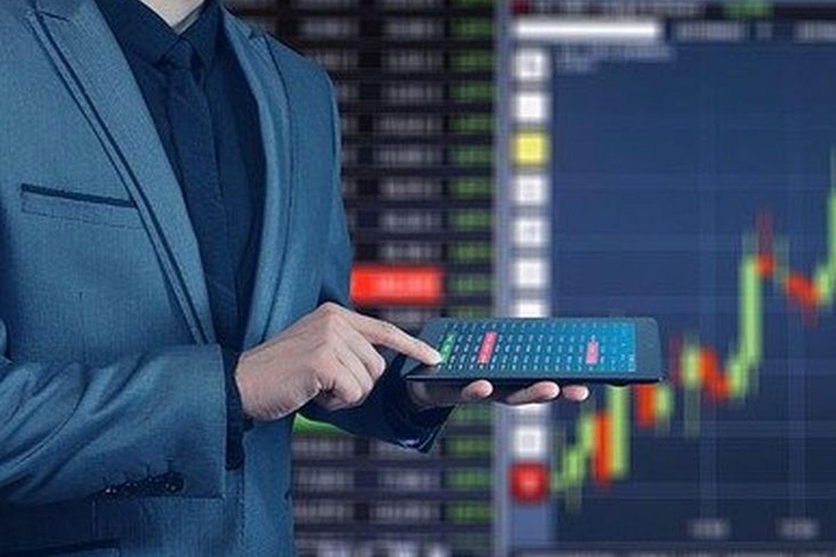 Obligasi adalah salah satu instrumen investasi di pasar modal yang memiliki risiko lebih rendah