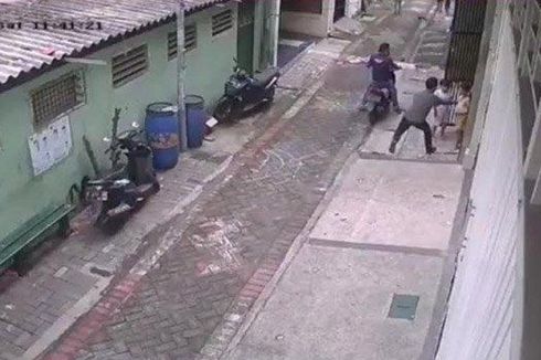 Gagal Curi Motor, 2 Pria di Surabaya Jambret Ponsel Anak Kecil