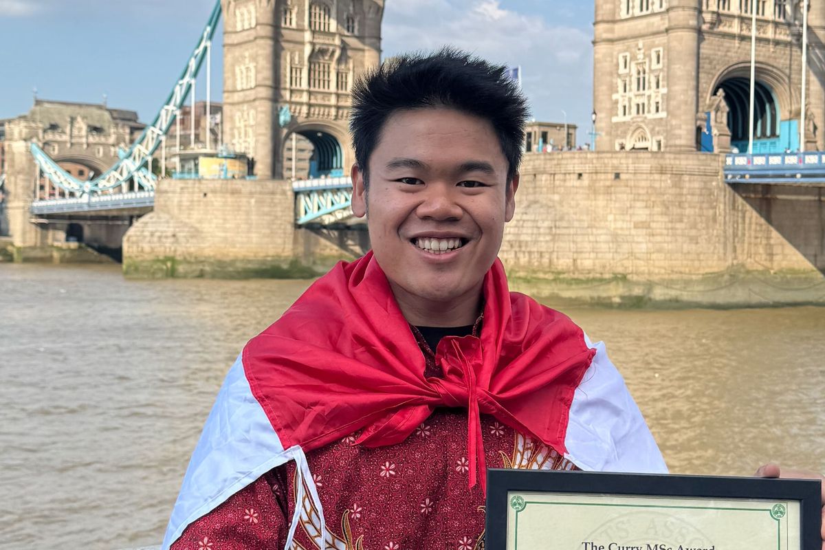 Setelah Gagal 3 Kali Tes IELTS, Kevin Raih Gelar Tesis Terbaik di Inggris Raya