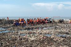 Sandiaga Imbau Masyarakat Stop Buang Sampah ke Laut dan Sungai
