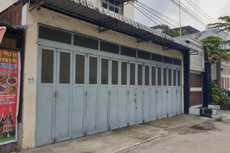 Suasana rumah C di di Jalan Pukat II, Kelurahan Bantan Timur, Kecamatan Tembung, Kota Medan pada Minggu (24/8/2025). 