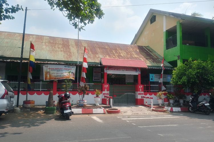 Kabut Asap di Parepare Paksa Sekolah Daring, Bahan Baku Dapur MBG Dibagikan Gratis