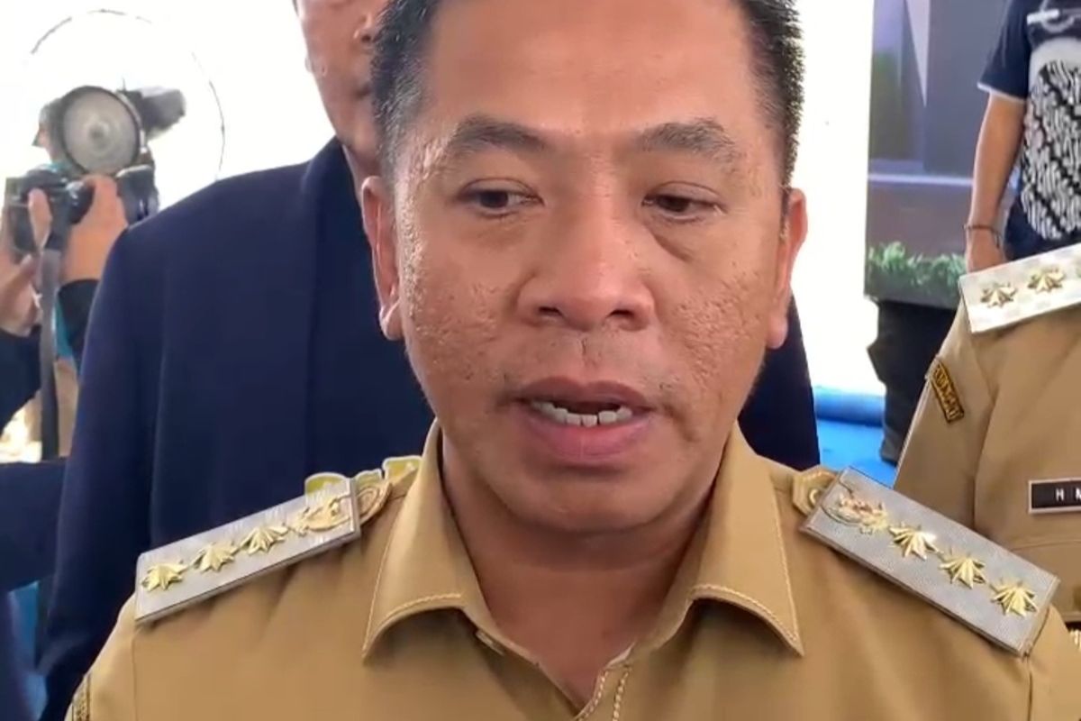 Bupati Karawang Aep Syaepuloh