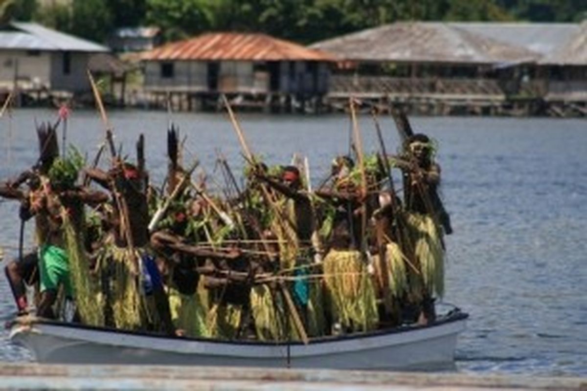 Festival Danau Sentani 2012.