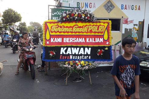 Karangan Bunga 