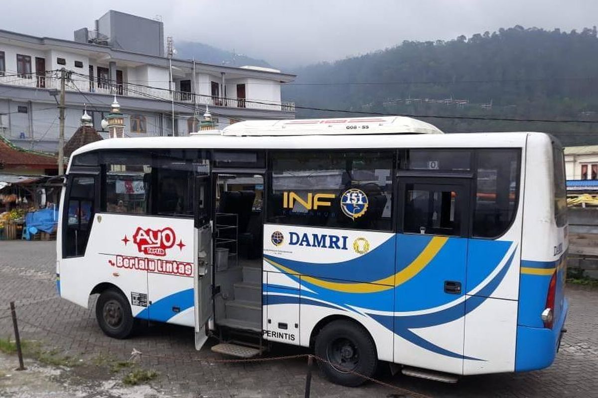 Angkutan Perintis DAMRI Cabang Ponorogo.