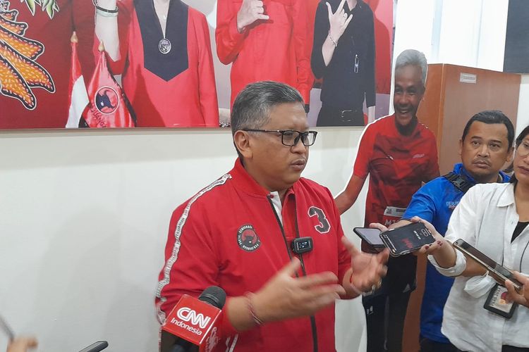 Hasto Ungkap Ganjar Sudah Bertemu Beberapa Kandidat Bakal Cawapres, Termasuk Mahfud MD