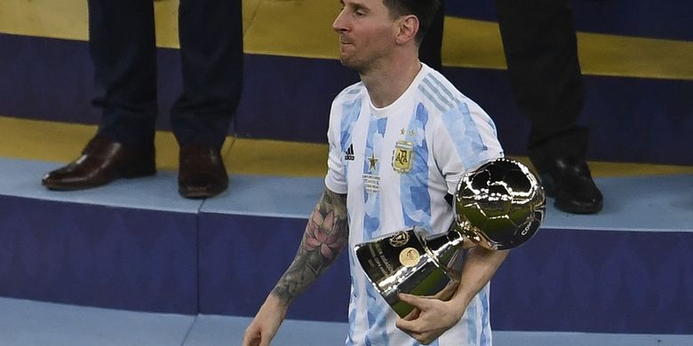 Wow! Messi Kena “Uppercut” Petinju Juara Olimpiade, Ballon d’Or Jadi Pemicu