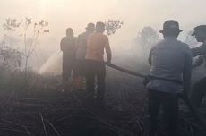 Padamkan Karhutla di Riau, Polisi Jalan 8 Jam Tembus Sungai dan Hutan