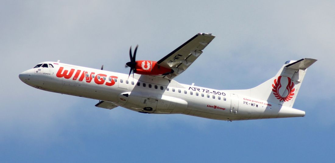 Wings Air ATR 72-500 PK-WFW untuk penerbangan Surabaya-Labuan Bajo PP.