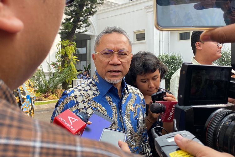 Bantah KIM Mulai Retak, Zulhas: Lihat Saja Wajah Saya Terang