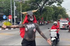 Cerita Relawan Berpenampilan Banteng, Badan Dicat Hitam demi Dukung Eri-Armuji