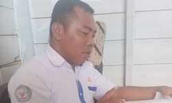 Perjuangan Gino Ajarkan Bahasa Dayak Ngaju di Kapuas: Buku Langka, Jalan Sulit