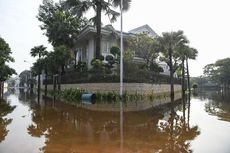 Banjir Rob di Pantai Mutiara, Jakata Utara, Sudah Surut
