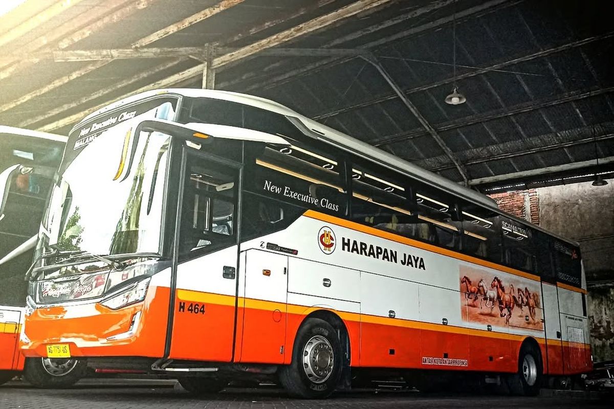 Bus baru PO Harapan Jaya