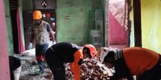 DMC Dompet Dhuafa Gelar Aksi Bersih-bersih Rumah Warga Terdampak Gempa Banten