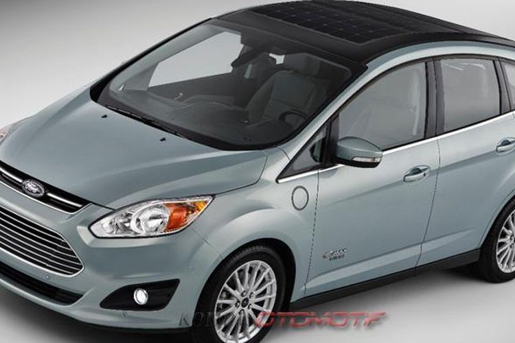 Ford C-MAX Energi Concept dengan atap panel surya