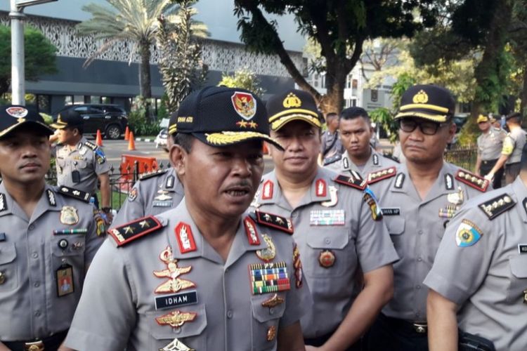 Pascaledakan Bom Di Surabaya Kapolda Metro Tetapkan Jakarta Dan Sekitarnya Siaga 1 Pascaledakan Bom Di Surabaya Kapolda Metro Tetapkan Jakarta Dan Sekitarnya Siaga 1