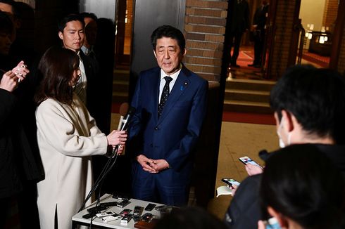 Shinzo Abe’s Successor Faces a Slew of Challenges in Leading Japan
