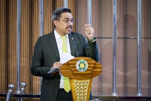 Pengangguran di Indonesia Tembus 7,2 Juta, Menteri UMKM Minta Mahasiswa Wirausaha