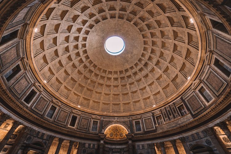 Ilustrasi bagian dalam Pantheon di Roma, Italia.