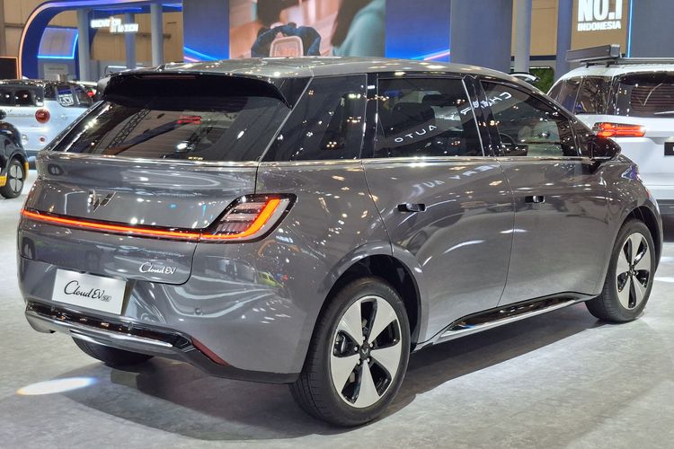 Varian Baru Meluncur, Wuling Cloud EV Jadi Lebih Murah dari Binguo EV