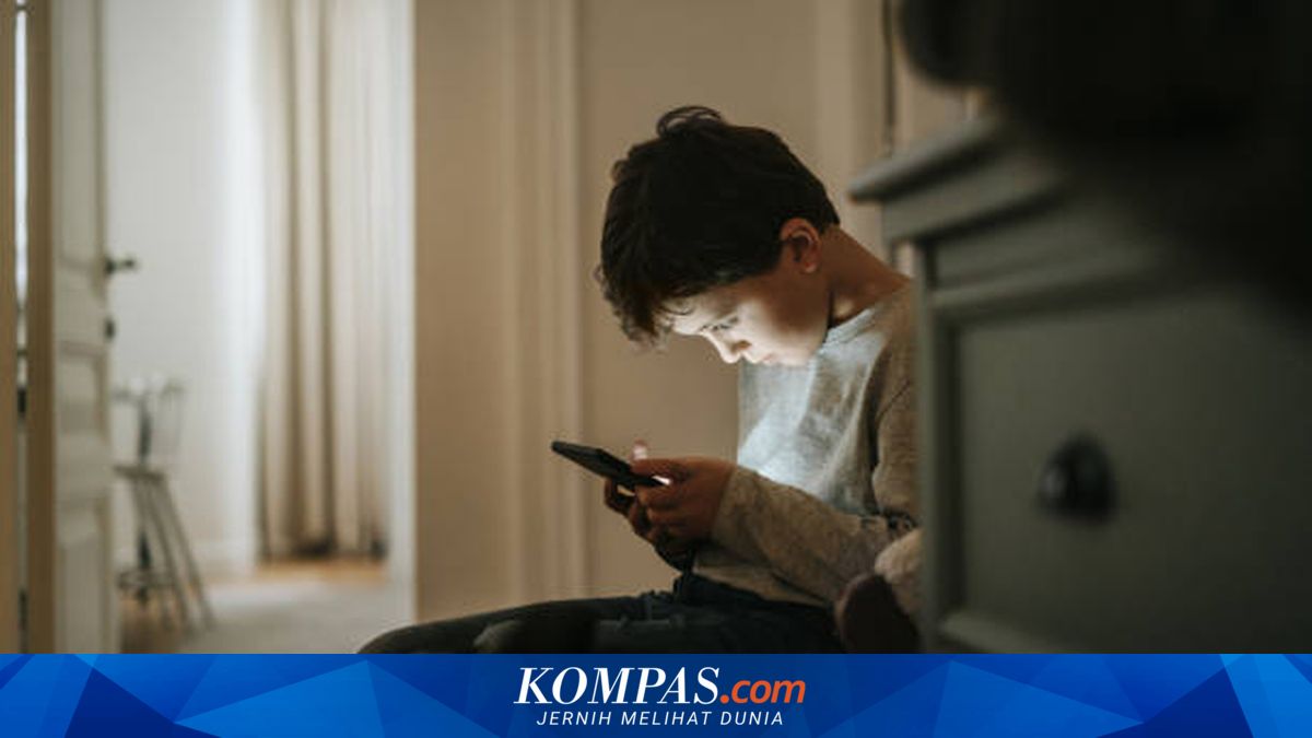 Bahaya dan Tanda Seseorang Menatap Layar Ponsel Terlalu Lama, Kemenkes ...