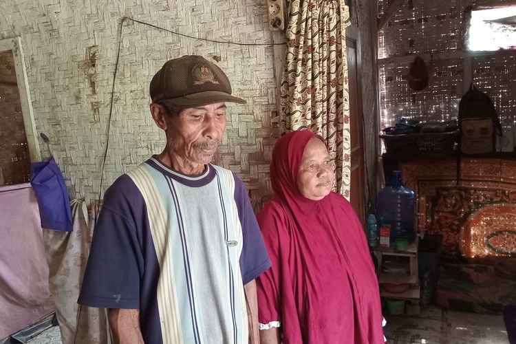 Pasangan Kar'an dan Tati warga Kota Banjar, Jawa Barat, Rabu (22/10/2025).