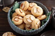 Resep Almond Cookies untuk Sajian Kue Imlek