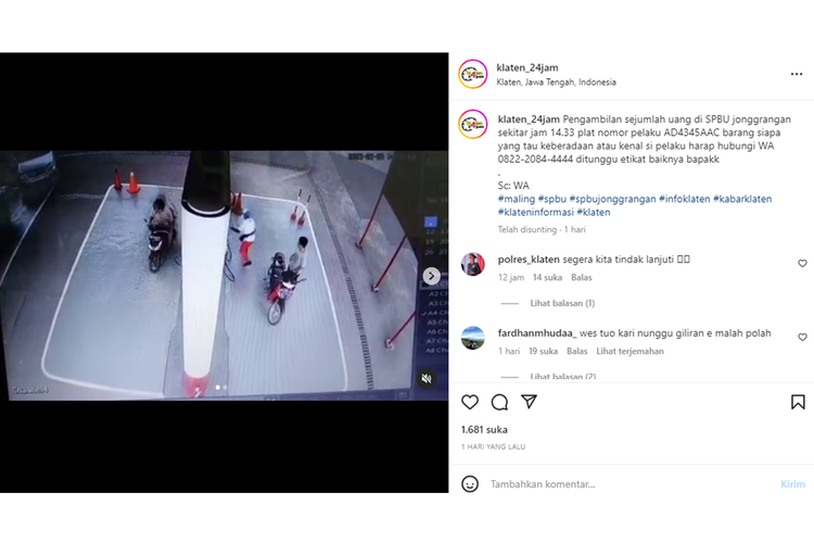 Tangkapan layar unggahan video bernarasi pengendara sepeda motor di Klaten, Jawa Tengah mengambil sejumlah uang di SPBU.