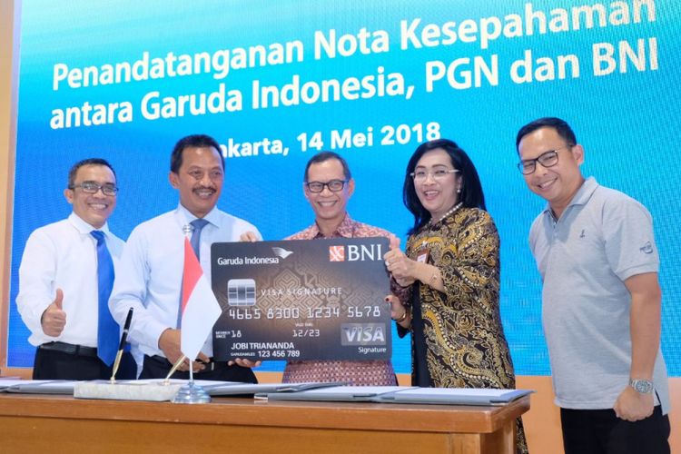 Menyemarakkan perayaan ulang tahun ke 53 tahun sekaligus mewujudkan sinergi BUMN, PT Perusahaan Gas Negara Tbk, PT Garuda Indonesia, dan BNI menandatangani Nota Kesepahaman Jasa Layanan & Produk, Senin (14/05/2018) . Kerja sama antara ketiga belah pihak ini salah satunya yakni joint marketing produk Garuda dan BNI dengan melibatkan PGN dan karyawannya.

