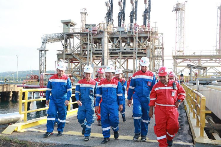 Direksi dan jajaran Management PT Perta Arun Gas melaksanakan kunjungan ke plant site di Lhokseumawe, Aceh.