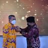 Dinilai Peduli Kesejahteraan Keluarga di Riau, Gubernur Syamsuar Terima Penghargaan MKK dari BKKBN