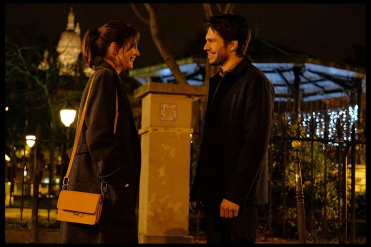 Francois Civil dan Josephine Japy dalam film Love at Second Sight (2019).
