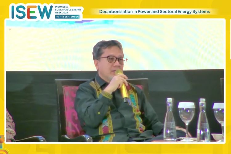 Tangkapan layar dari video yang menampilkan Direktur Pembinaan Program Ketenagalistrikan Direktorat Jenderal Ketenagalistrikan Kementerian Energi dan Sumber Daya Mineral Wanhar pada hari kedua Indonesia Sustainable Energy Week (ISEW) 2024, Rabu (11/9/2024).