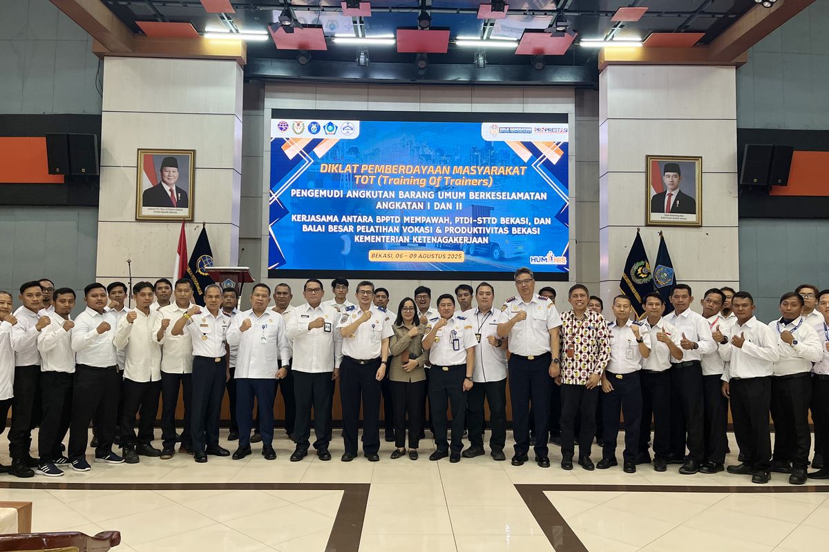 Acara pembukaan Pendidikan dan Pelatihan Pemberdayaan Masyarakat Training of Trainers (TOT) untuk Pengemudi Angkutan Barang Umum Berkeselamatan Angkatan I dan II yang digelar Kementerian Perhubungan pada 6-9 Agustus 2025. 