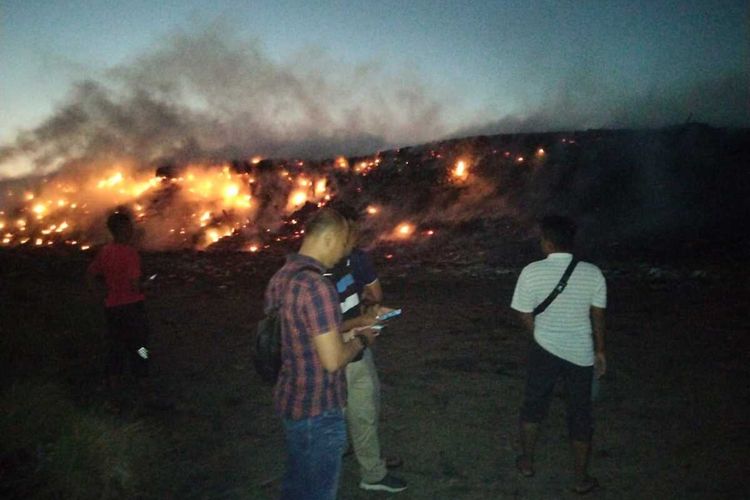Suasana TKP kebakaran di TPS Gili Trawangan, Jumat (21/7/2023).