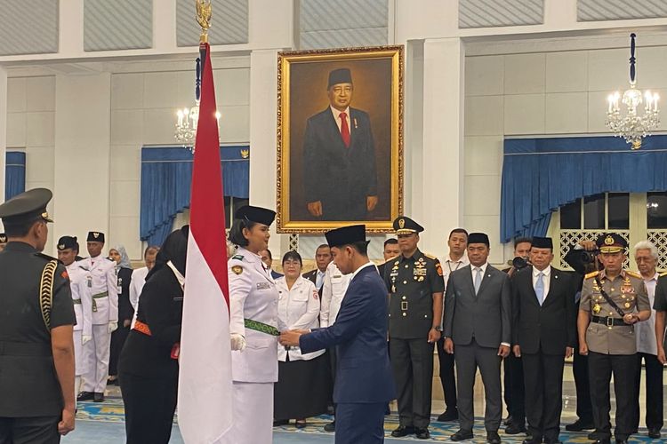 Wapres Gibran Kukuhkan 76 Paskibraka HUT Ke-81 RI di Istana Negara