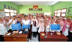 Bupati Banyuwangi Salurkan Insentif Rp 7,2 Miliar kepada 1.200 Guru PAUD