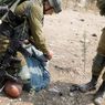 Tindih Leher Pria Palestina, Tentara Israel Dikecam