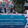 Pengungsi Gunung Ile Lewotolok Terima Bantuan dari Yayasan Dana Kemanusiaan Kompas
