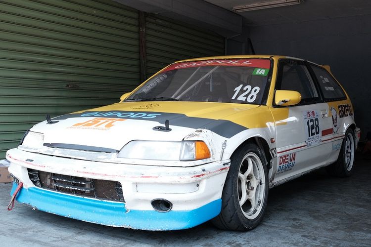 Honda Civic Wonder jadi salah satu mobil lawas yang ikut dalam balap mobil retro