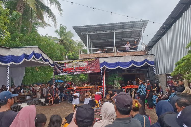 Ngopi Sambil Cari Inspirasi, Kedai Kopi Wetan Kalen Kemiri Jadi Spot Baru Favorit Anak Muda Purworejo