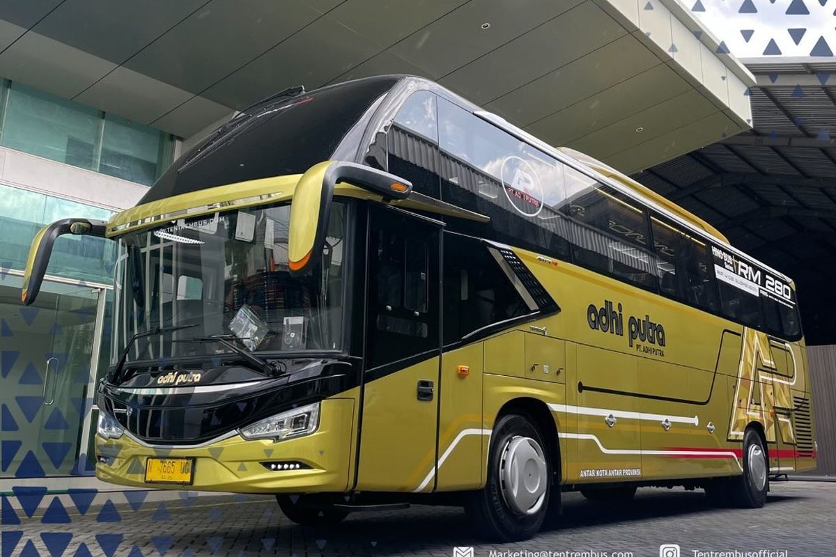 Bus baru PO Adhi Putra