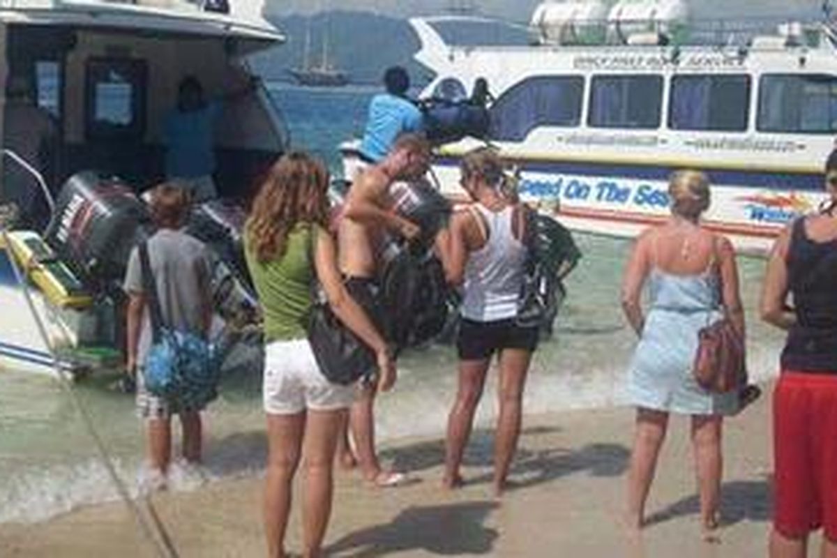 Wisatawan asing tiba di Gili Trawangan, Lombok, NTB.