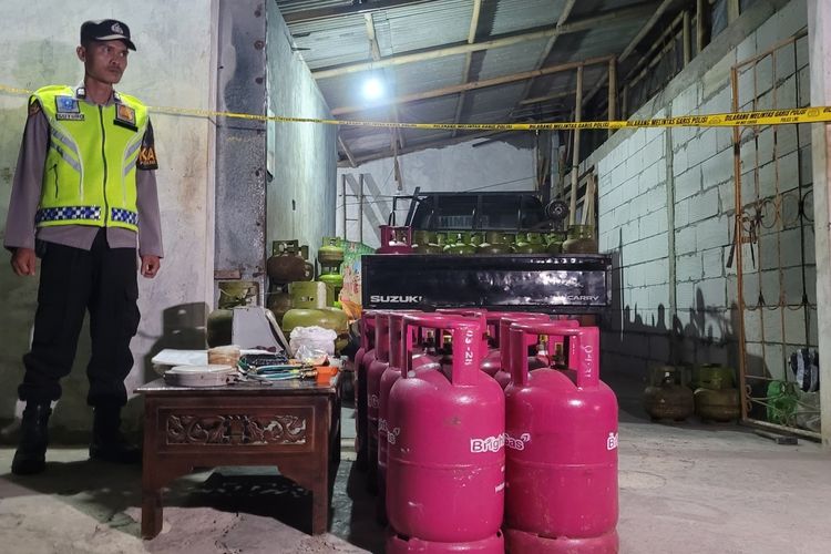 Polisi Gerebek Pangkalan yang Oplos Elpiji Subsidi di Cilacap, Keuntungan Puluhan Juta