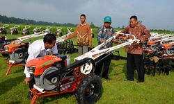 Kembangkan Pertanian Modern, Kementan Gencarkan Bantuan Alsintan