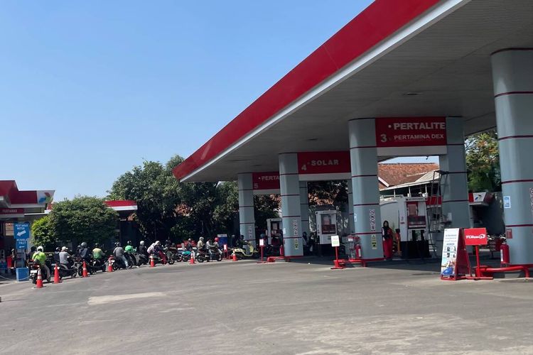 Saat Warga Bandung Mengatur Ulang Kalkulator Dapur Imbas Kenaikan Harga BBM