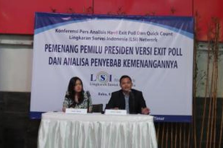 Peneliti Lingkaran Survei Indonesia memaparkan hasil exit poll pemungutan suara Pemilu Presiden 2014, Rabu (9/7/2014).